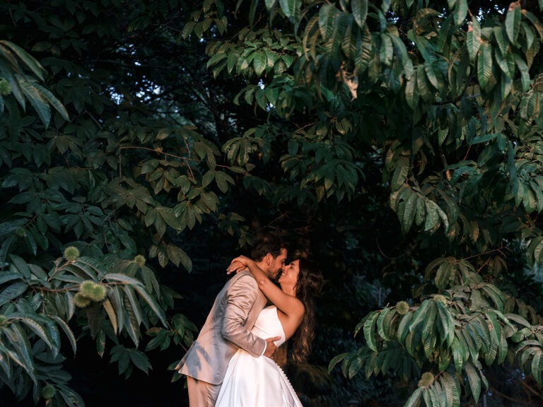 Adeus, Boho: 5 Tendências de Casamento para 2026/2027 que Vão Definir o Seu Álbum